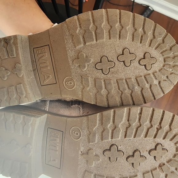 Toddler boots - Picture 4 of 4